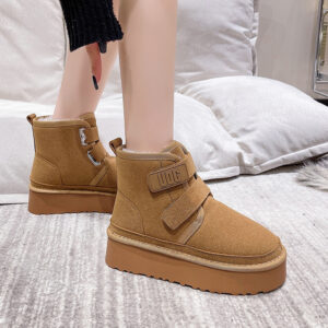 Thick Soled Fur Integrated Snow Boots